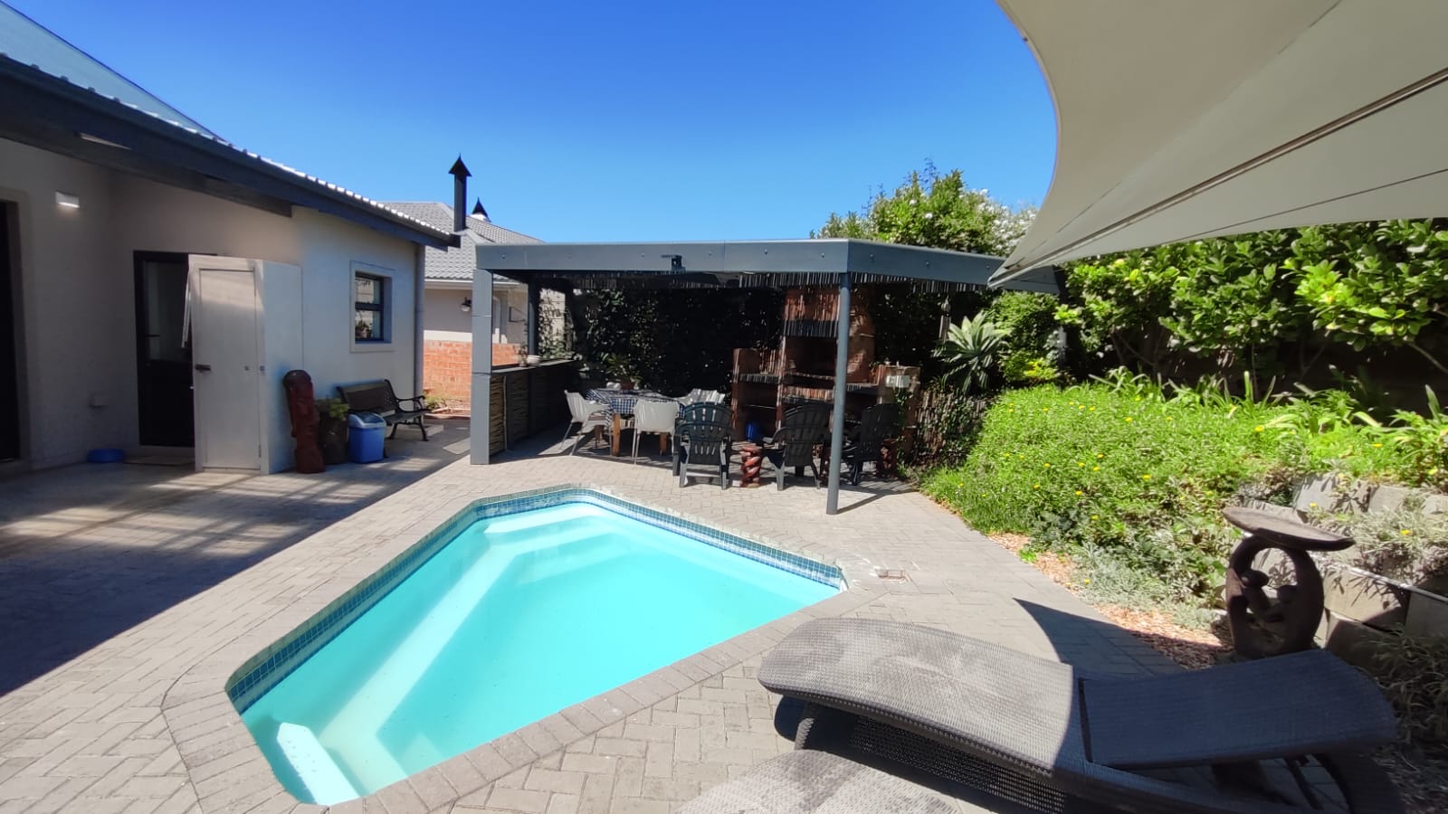 3 Bedroom Property for Sale in Stilbaai Wes Western Cape